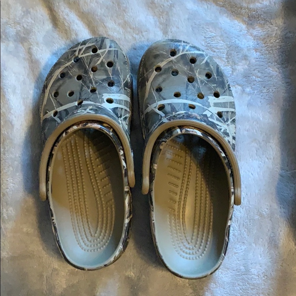Crocs